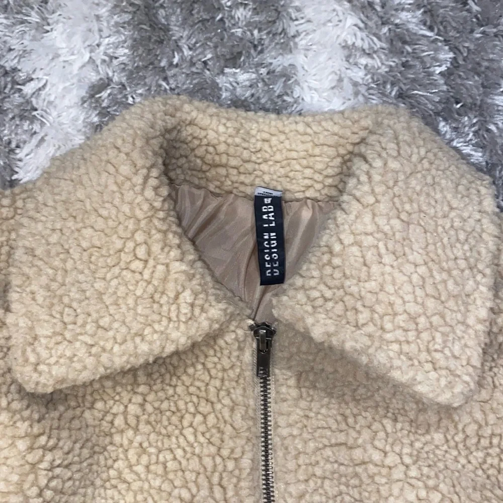 Design Lab Jacket - Picture 2 of 4